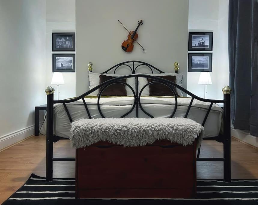 Urban Music Style Townhouse In Swansea City Center Εξωτερικό φωτογραφία